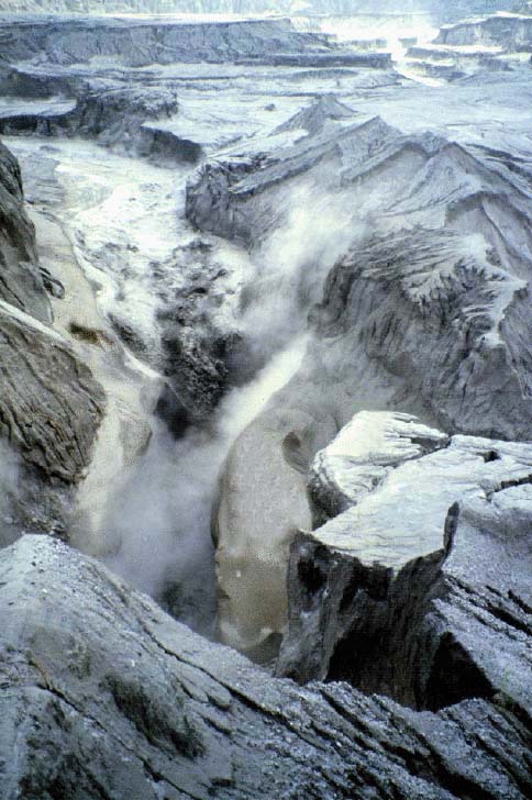 
Lahar na parte baixa do rio Sacobia river