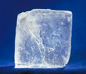 Halite mineral (sodium chloride)