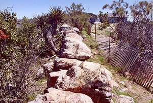 Large pegmatite dike