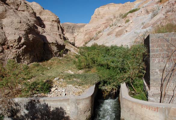 Toma del canal La Cano, en la quebrada San Luis, aguas abajo de La Joya.